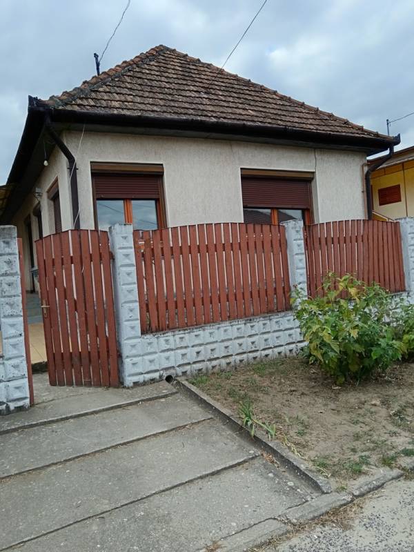 eladó családi ház, Tóalmás